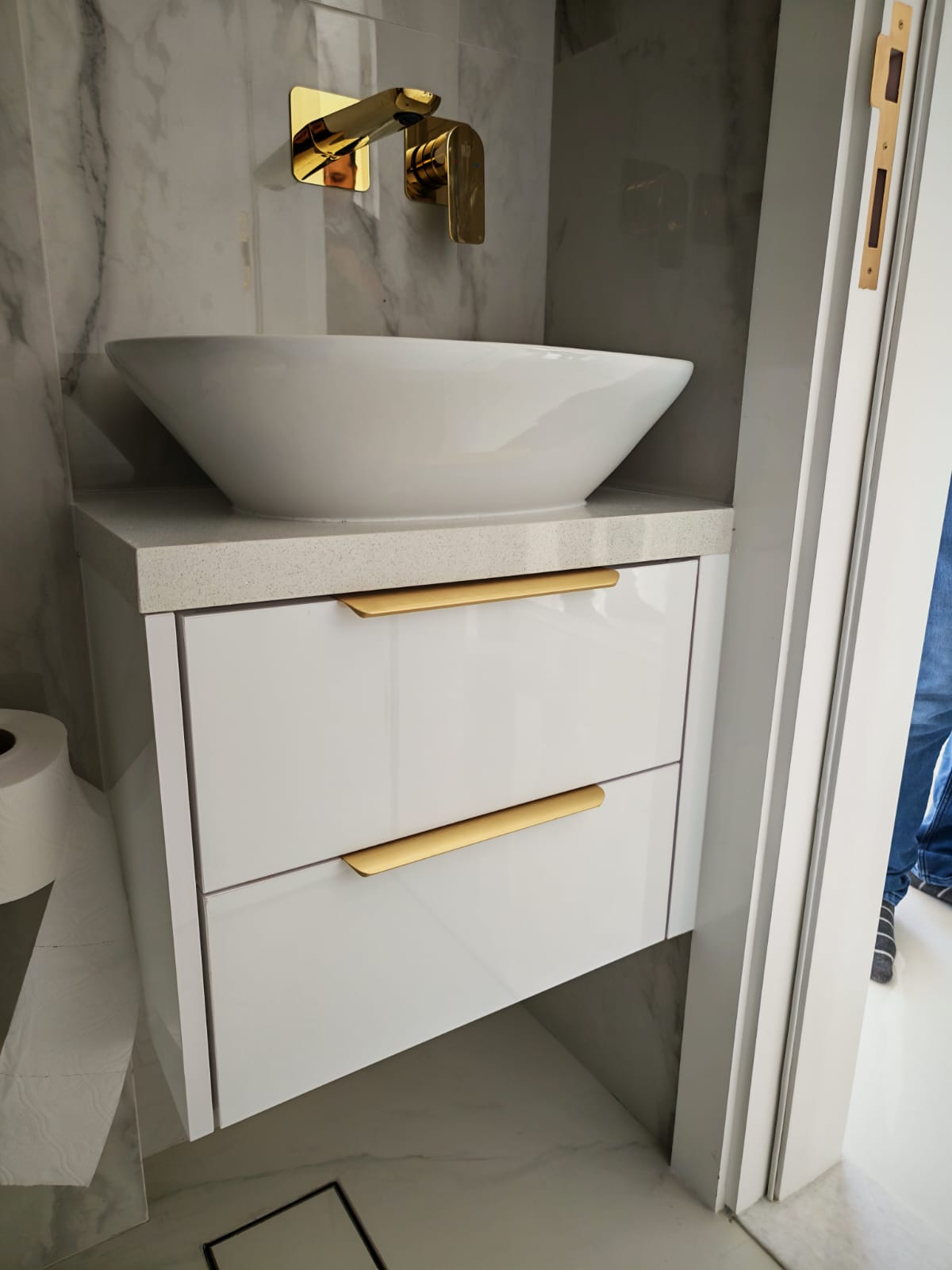 D A R Bespoke Joinery